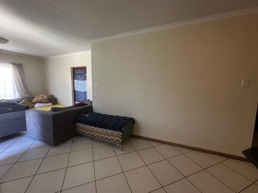 4 Bedroom Property for Sale in Hillside Free State